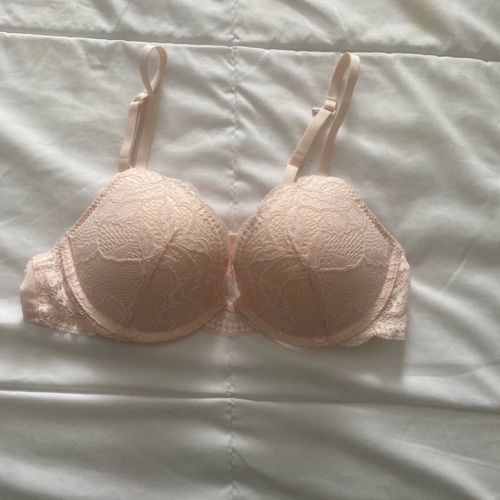 La Senza pinknlace bra